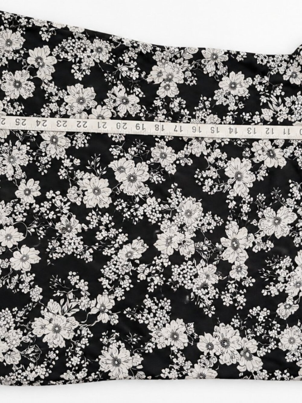 Torrid Harper Floral Georgette Blouse 4X Black White Short Sleeve Plus Size Top - Picture 3 of 6